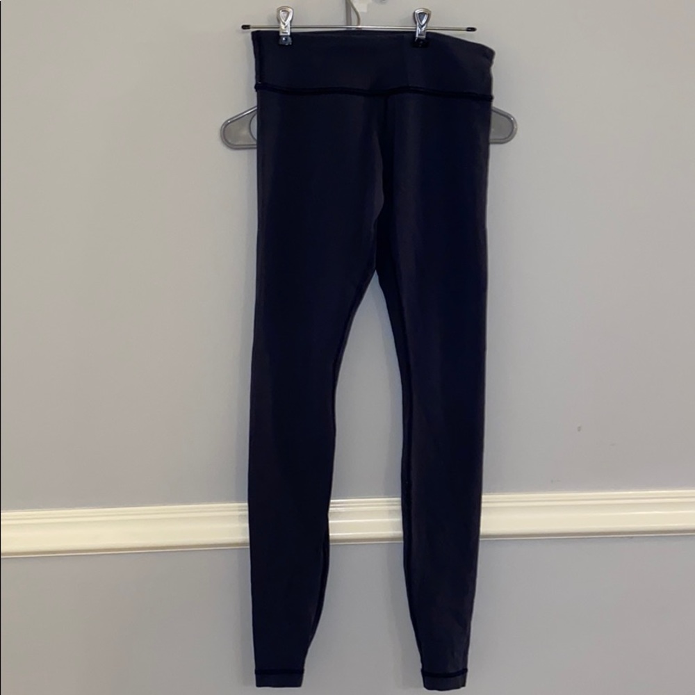 Size 6 navy lululemon leggings